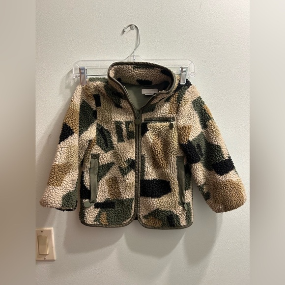 Stella McCartney Kids Camo Teddy Fleece size 5 years - Picture 2 of 10